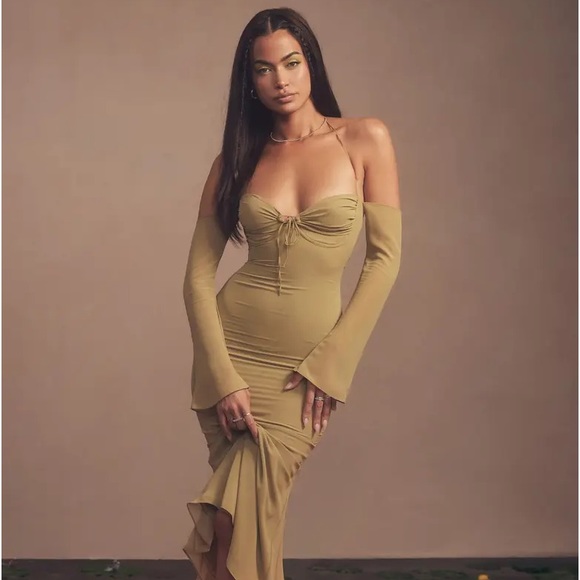 ‘Naomi' Olive Halter Midi Dress - Picture 4 of 17